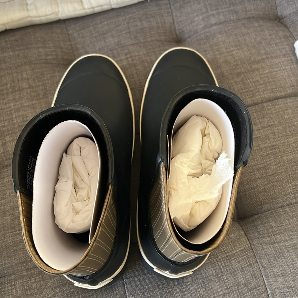 Tory Burch Boot - Picture 3 of 12